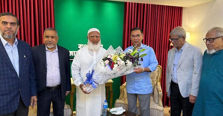 জামায়াত আমিরের বাসায় সৌজন্য সাক্ষাতে তারেক রহমান